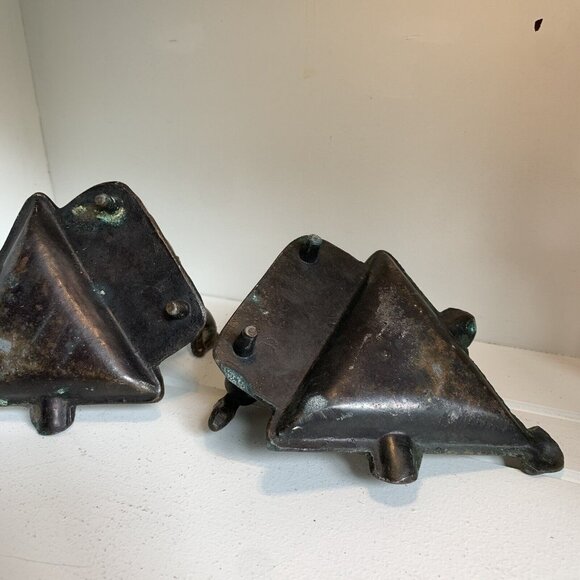 Vintage Copper Horse Ashtrays Set of 2 - Picture 10 of 11